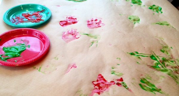 DIY Finger Paint Wrapping Paper 