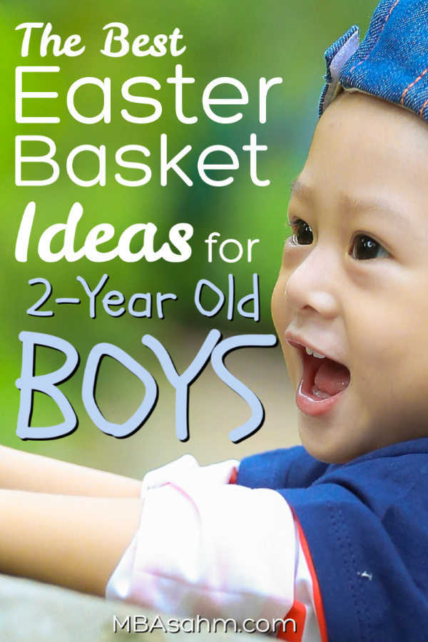 Easter baskets for 2 year old boys are so much fun to put together!  These toddler gift ideas are the perfect easter basket ideas for 2-year old boys!  have a great holiday!